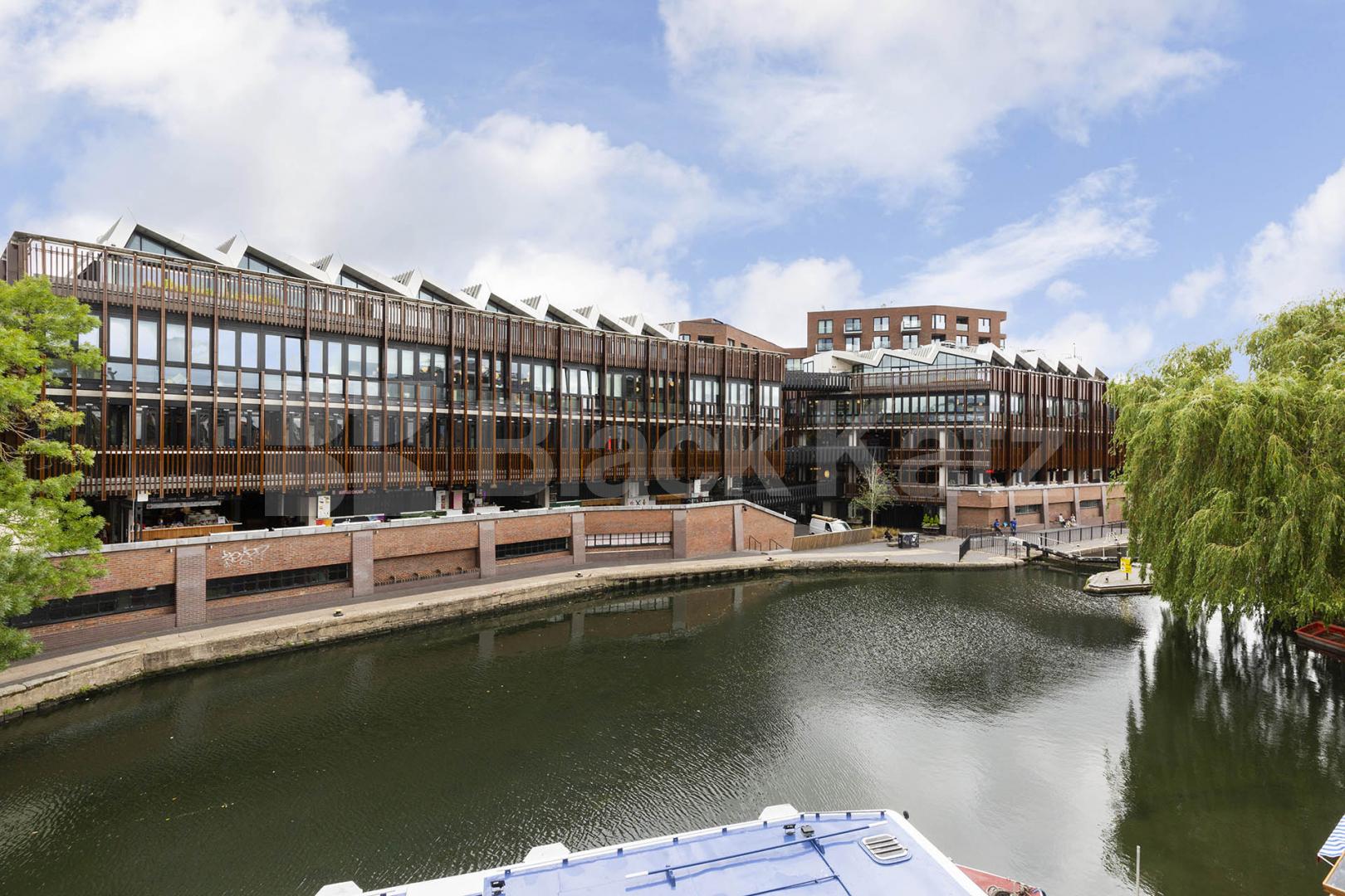 Spacious two double bedroom property with a large canal facing roof terrace  Camden High Street, Camden